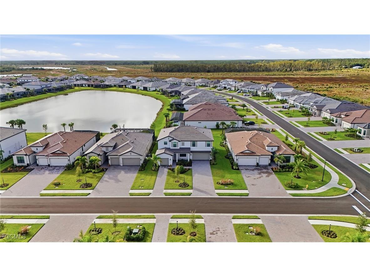 18707 Ivywood Place Estero FL 33928 2025017707 image10
