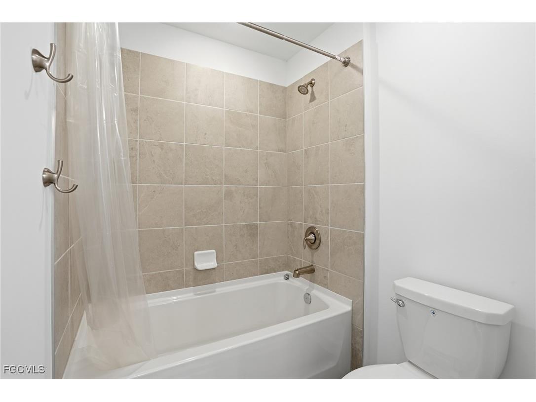 18707 Ivywood Place Estero FL 33928 2025017707 image20