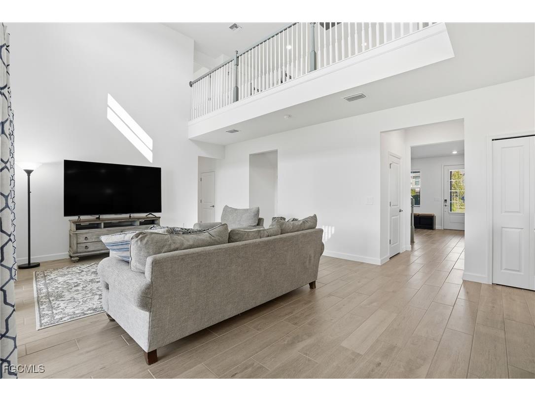 18707 Ivywood Place Estero FL 33928 2025017707 image5