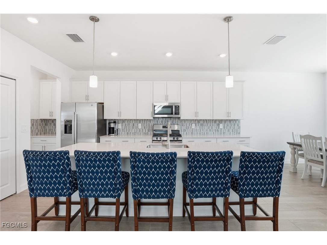 18707 Ivywood Place Estero FL 33928 2025017707 image7