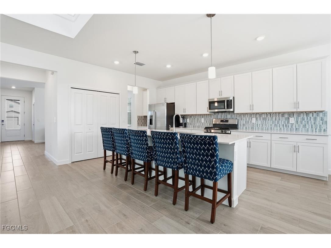 18707 Ivywood Place Estero FL 33928 2025017707 image8