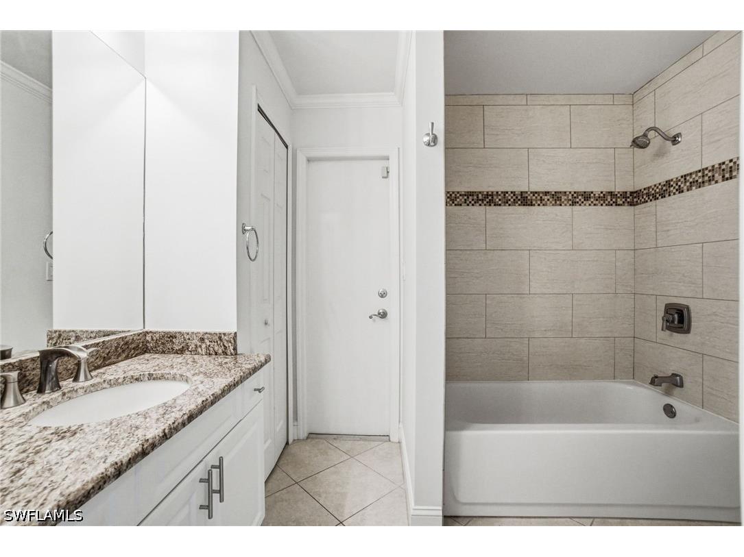 1871 20th Avenue NE Naples FL 34120 226018391 image22