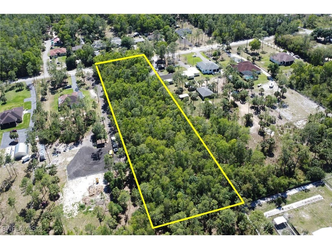 1871 24th Avenue NE Naples FL 34120 225028608 image1