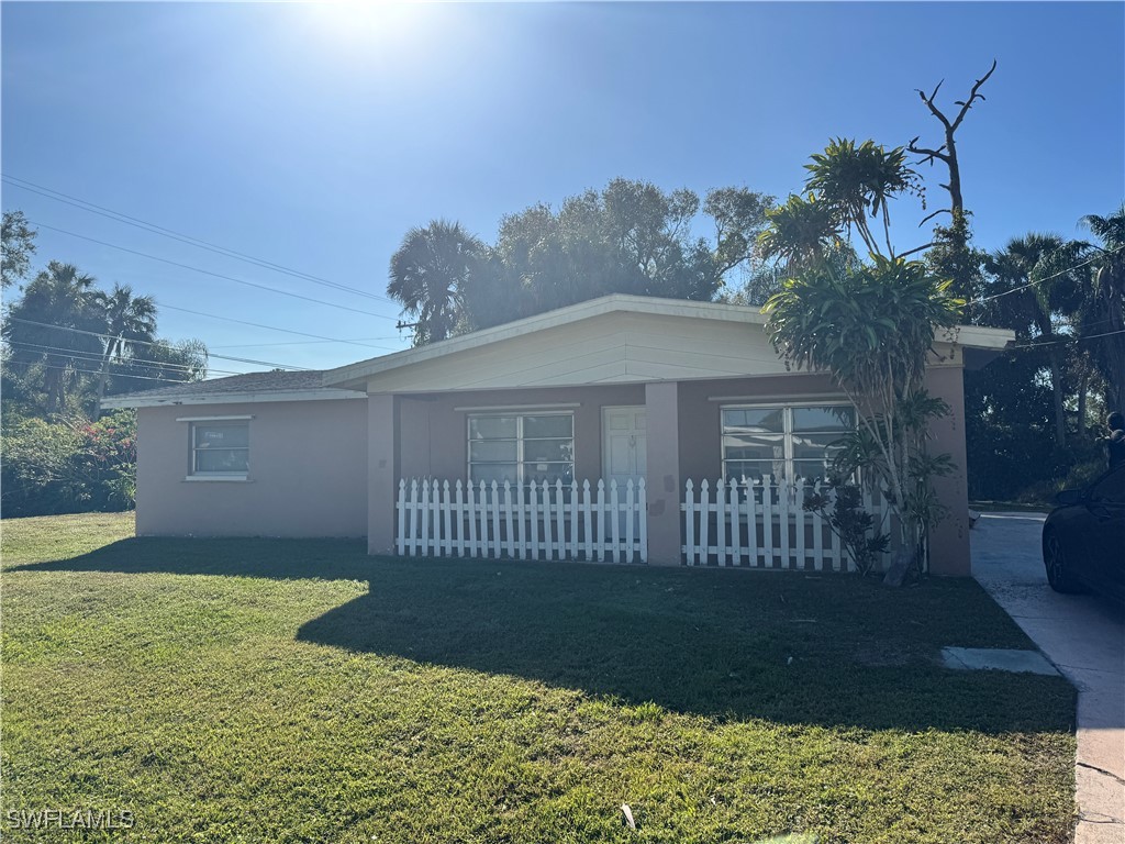 1871 Queen Court North Fort Myers FL 33917 225002200 image1