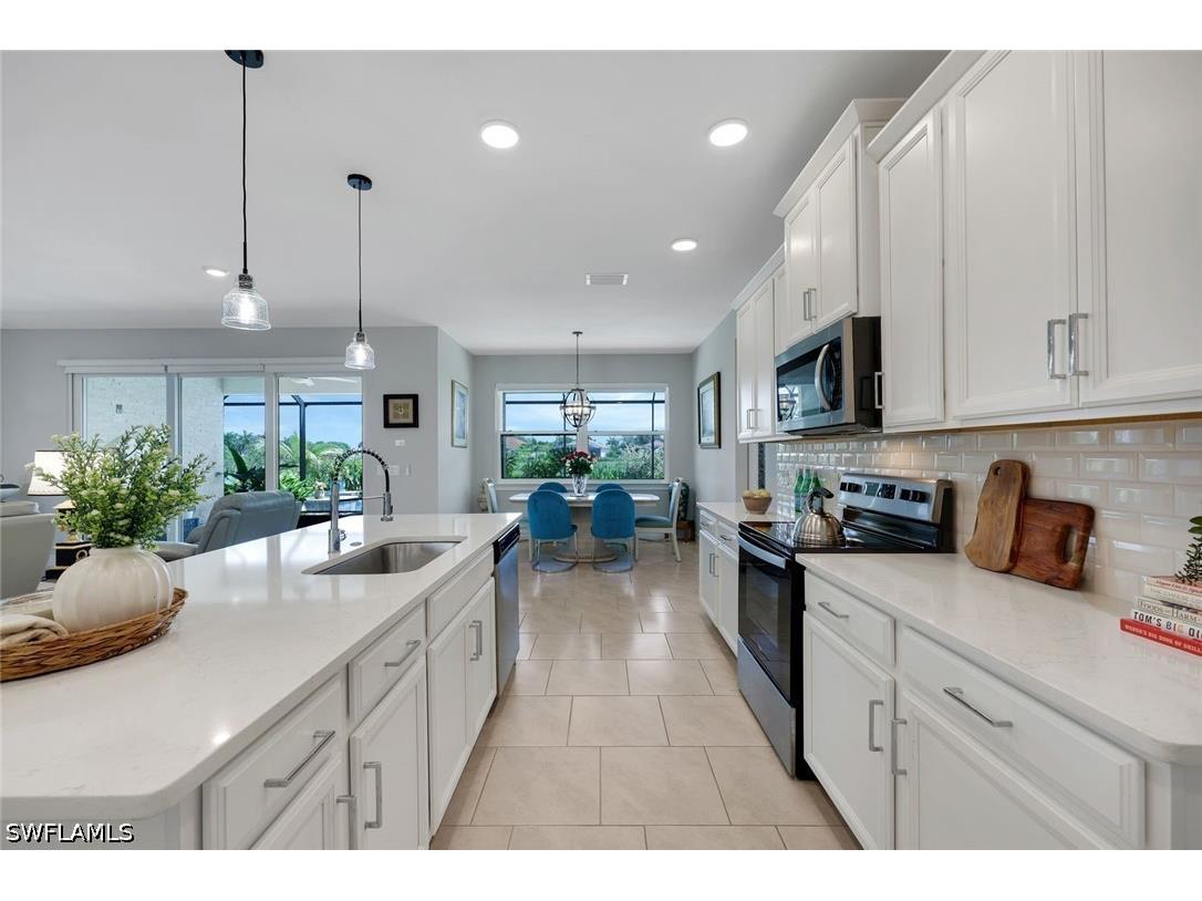 18725 Lake Hammock Drive Naples FL 34114 226024566 image5