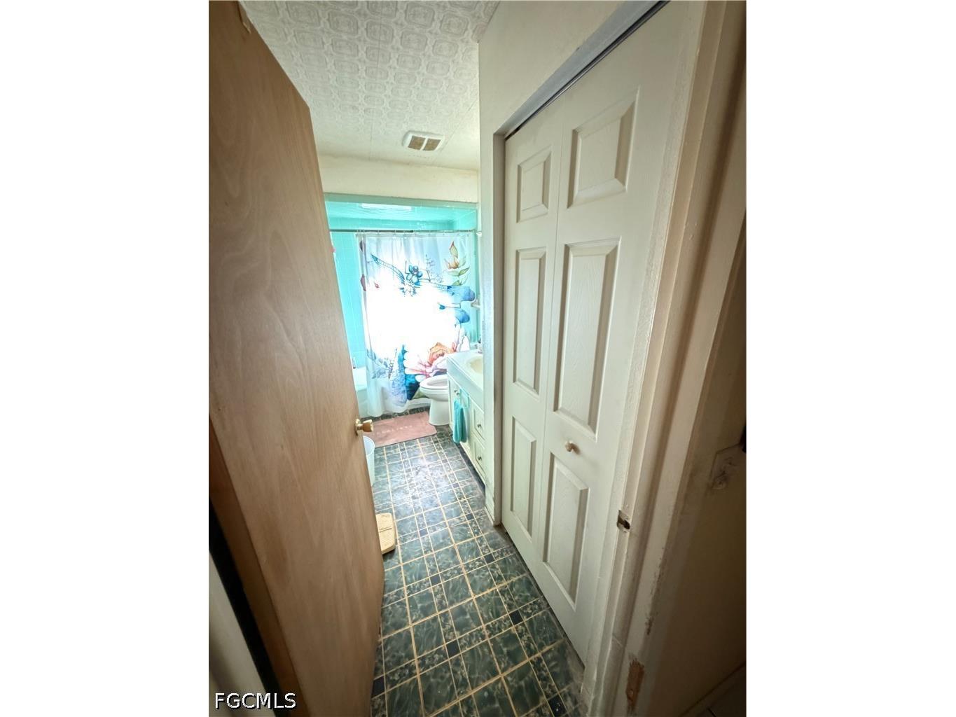 1873 Winkler Avenue Fort Myers FL 33901 2026022966 image10