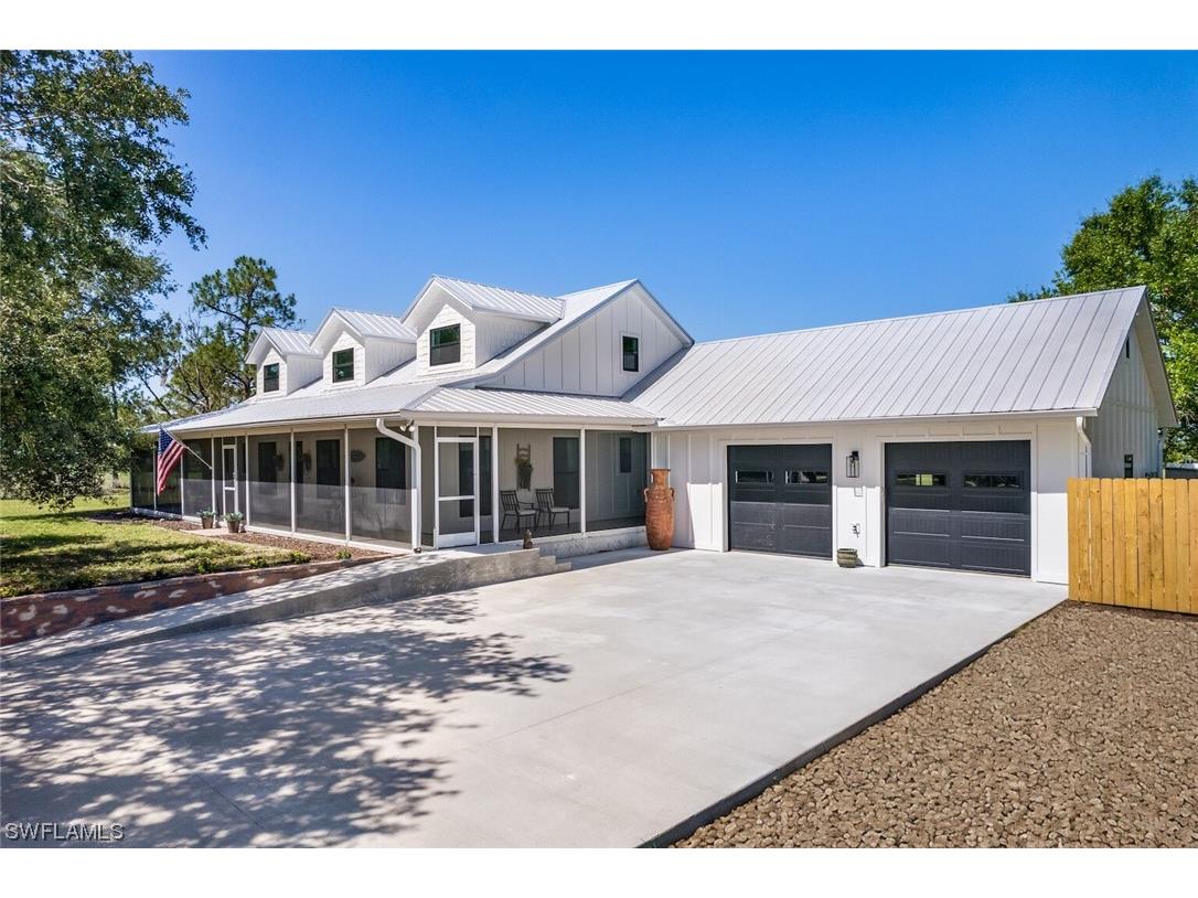 18731 Fichters Creek Lane Alva FL 33920 223033642 image1