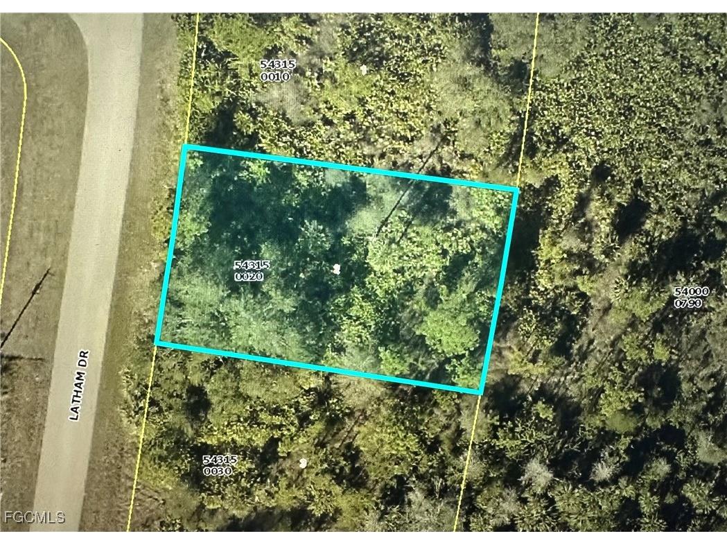 1874 Latham Drive Lehigh Acres FL 33972 2025009347 image2