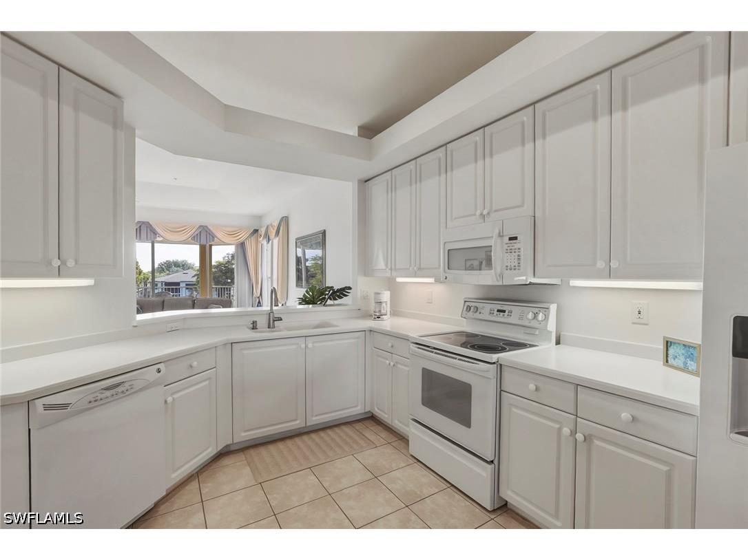 1875 Les Chateaux Boulevard #303 Naples FL 34109 226014548 image9