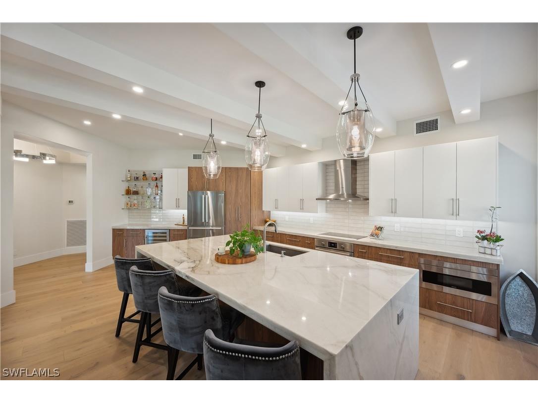 1875 Les Chateaux Boulevard #7-101 Naples FL 34109 224028791 image1