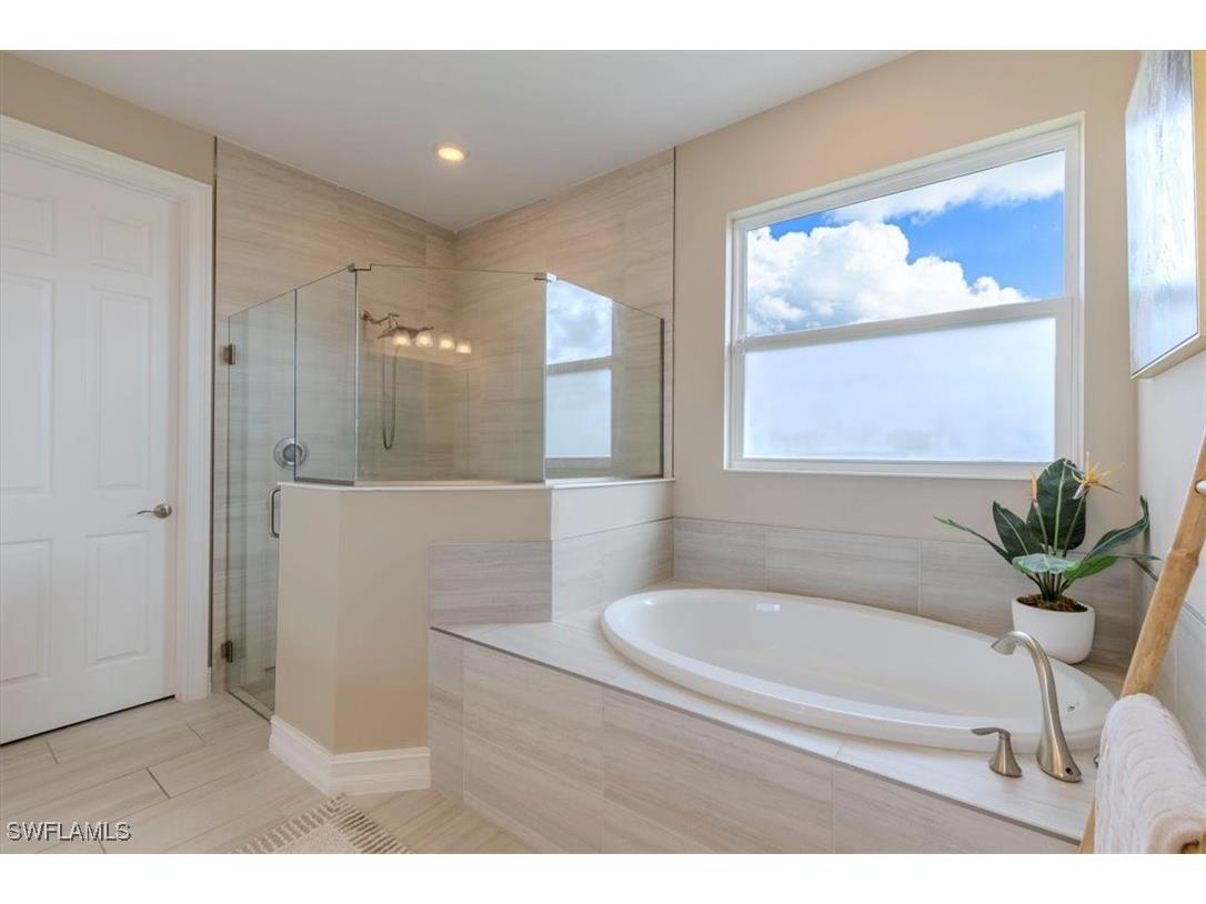 18750 Lake Hammock Drive Naples FL 34114 225079381 image24