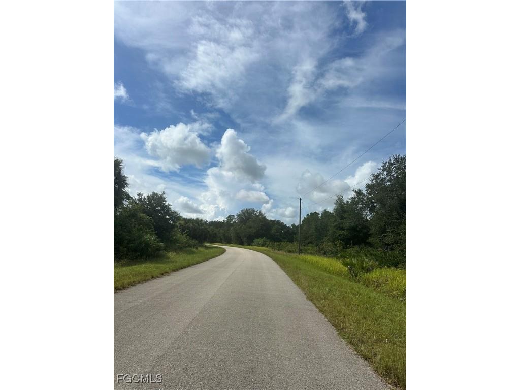 1876 Latham Drive Lehigh Acres FL 33972 2025009348 image5