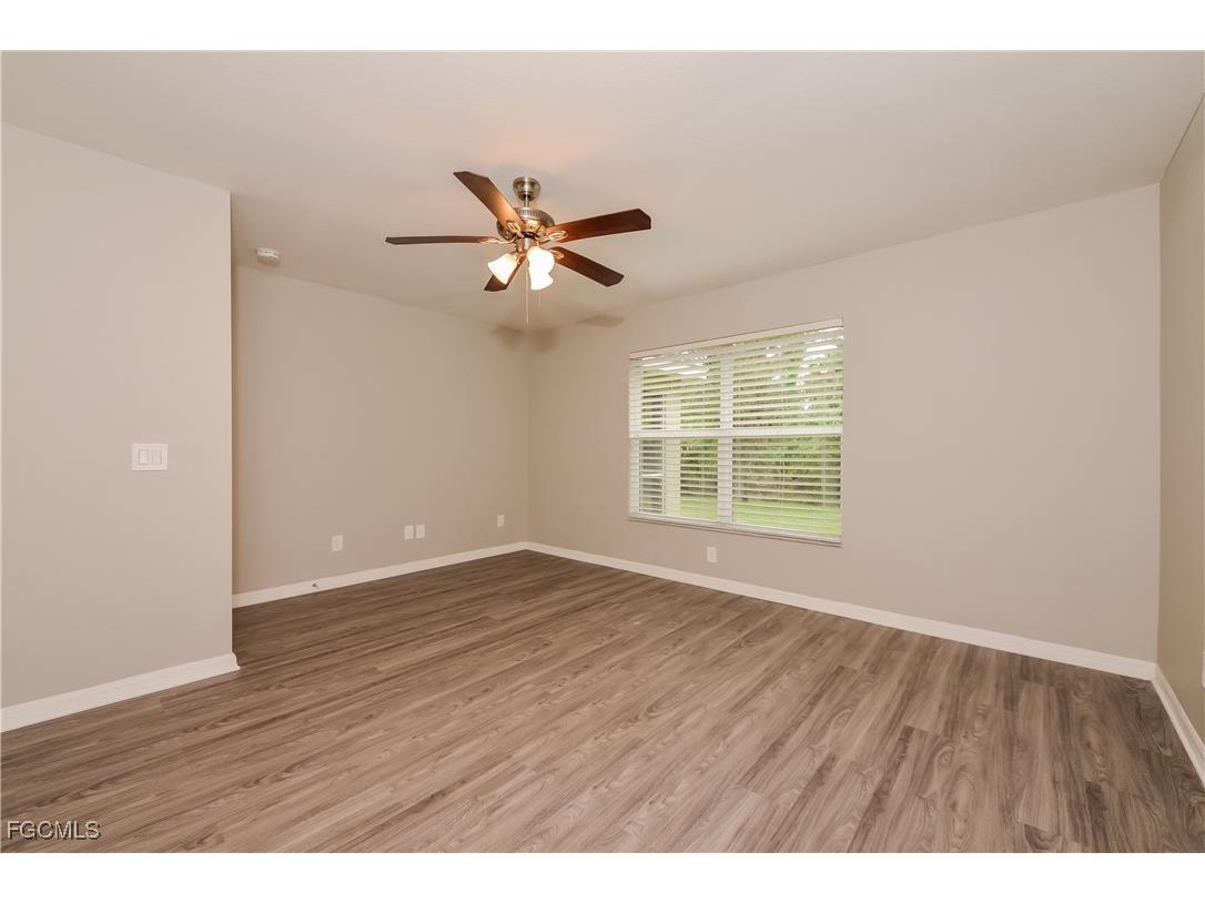 1876 N San Mateo Drive North Port FL 34288 2025014302 image9