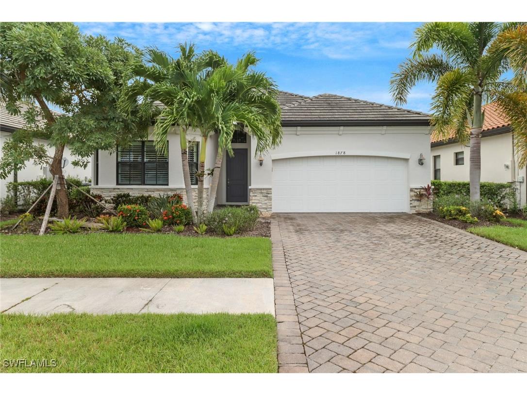 1878 Mustique Street Naples FL 34120 225074450 image1