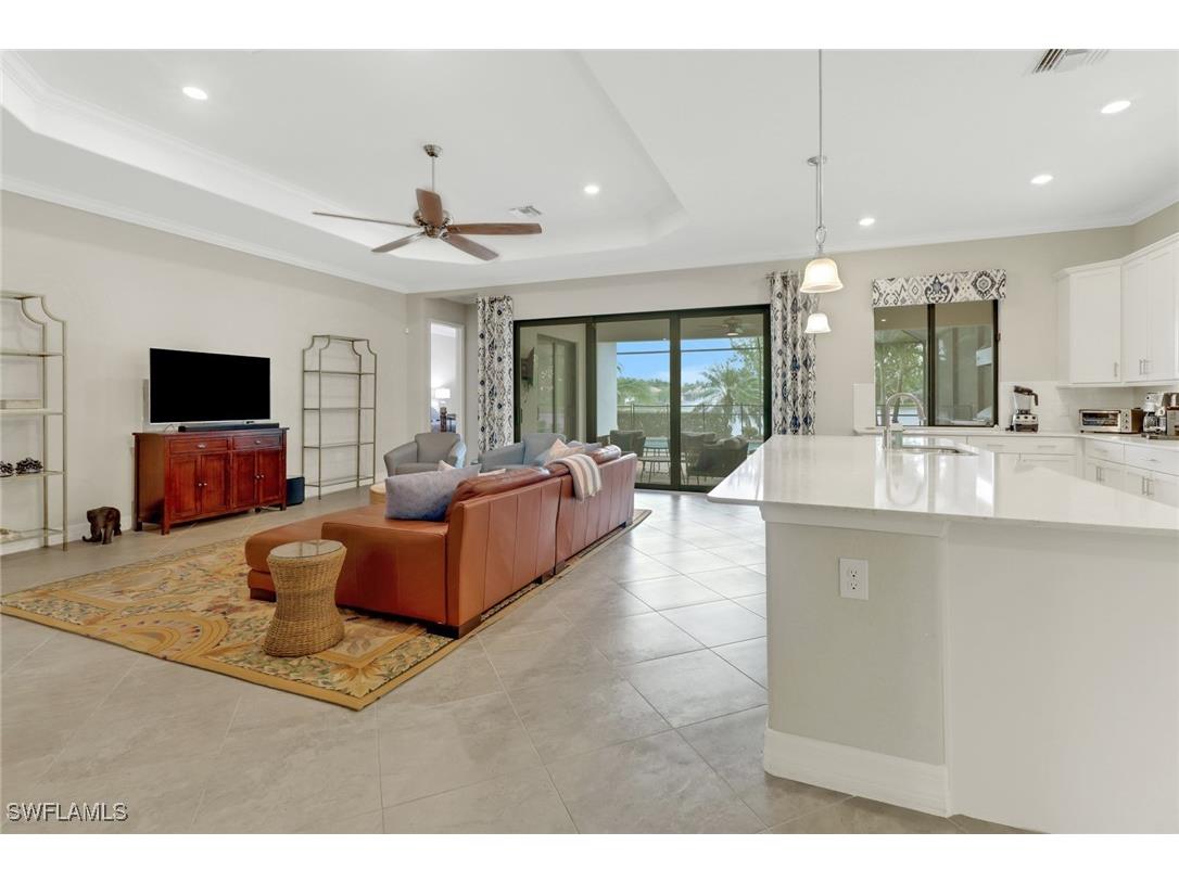 1878 Mustique Street Naples FL 34120 225074450 image12