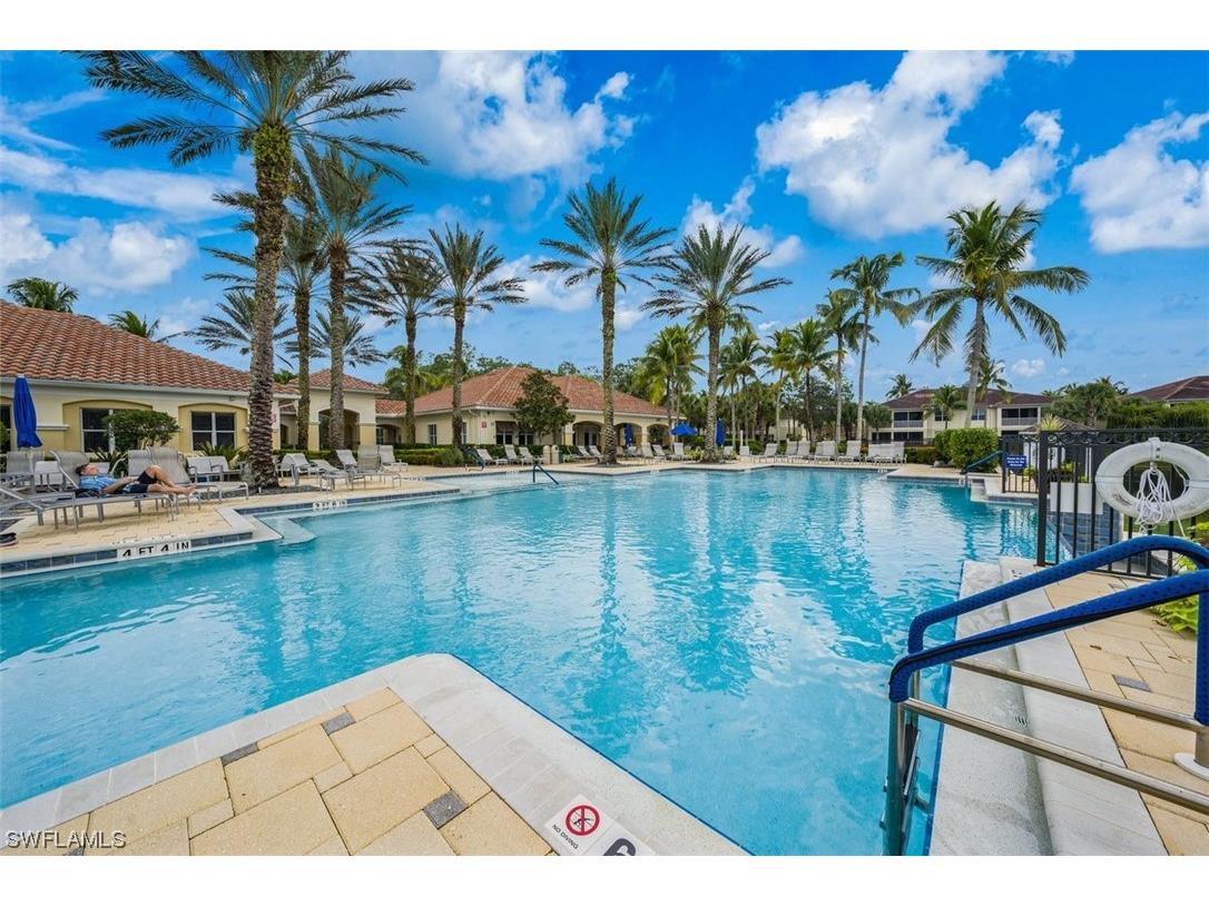 1878 Tarpon Bay Drive S #105 Naples FL 34119 223089757 image1