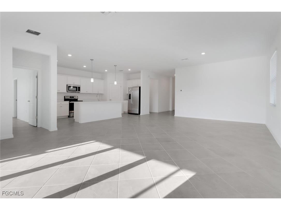 18789 Marlin Kite Lane North Fort Myers FL 33917 2025018842 image12