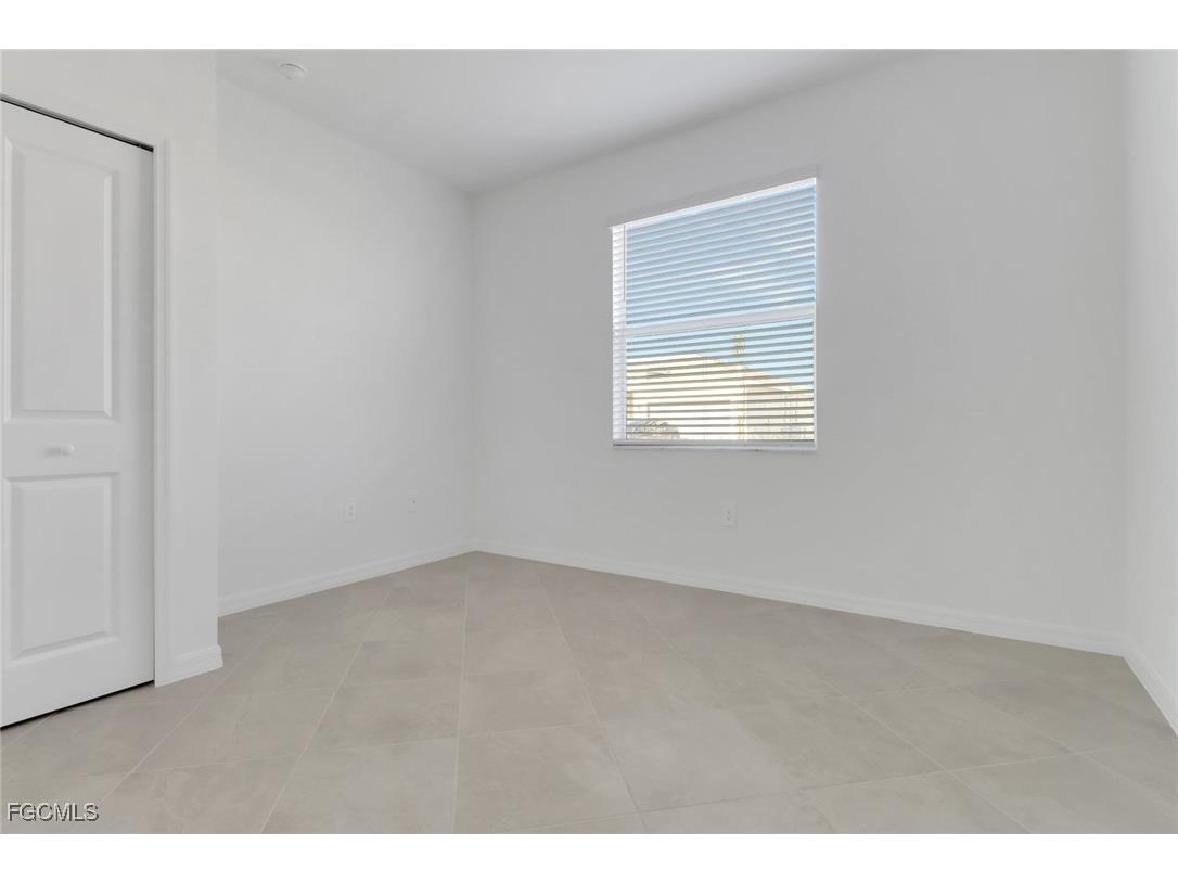 18789 Marlin Kite Lane North Fort Myers FL 33917 2025018842 image14