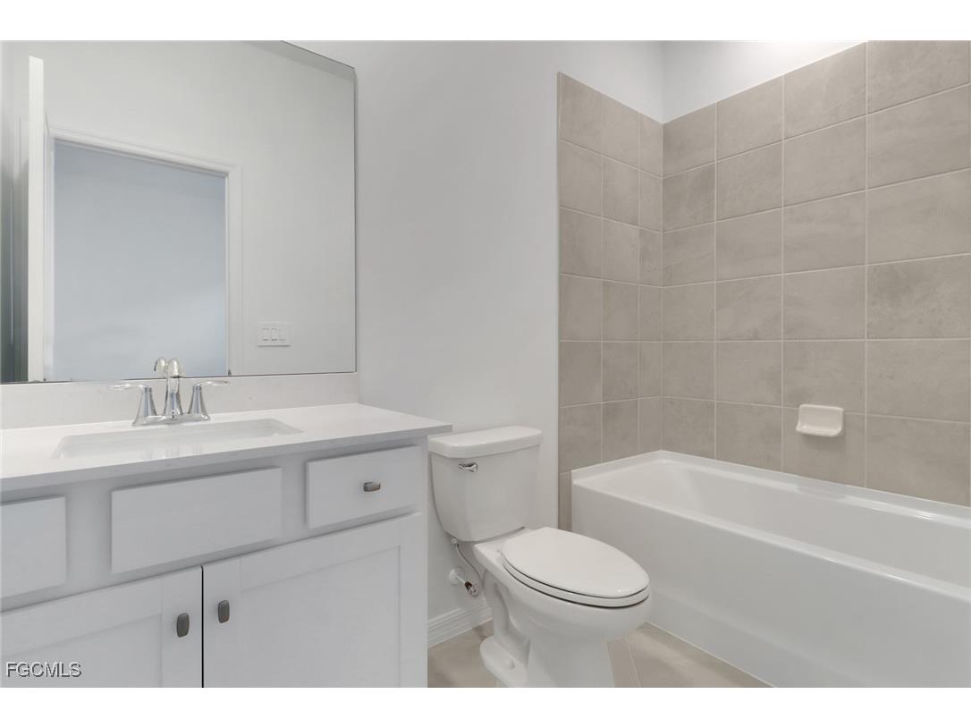 18789 Marlin Kite Lane North Fort Myers FL 33917 2025018842 image15