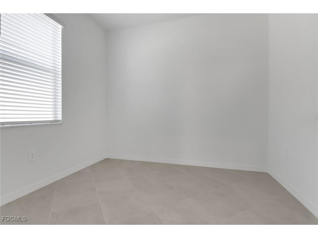 18789 Marlin Kite Lane North Fort Myers FL 33917 2025018842 image19