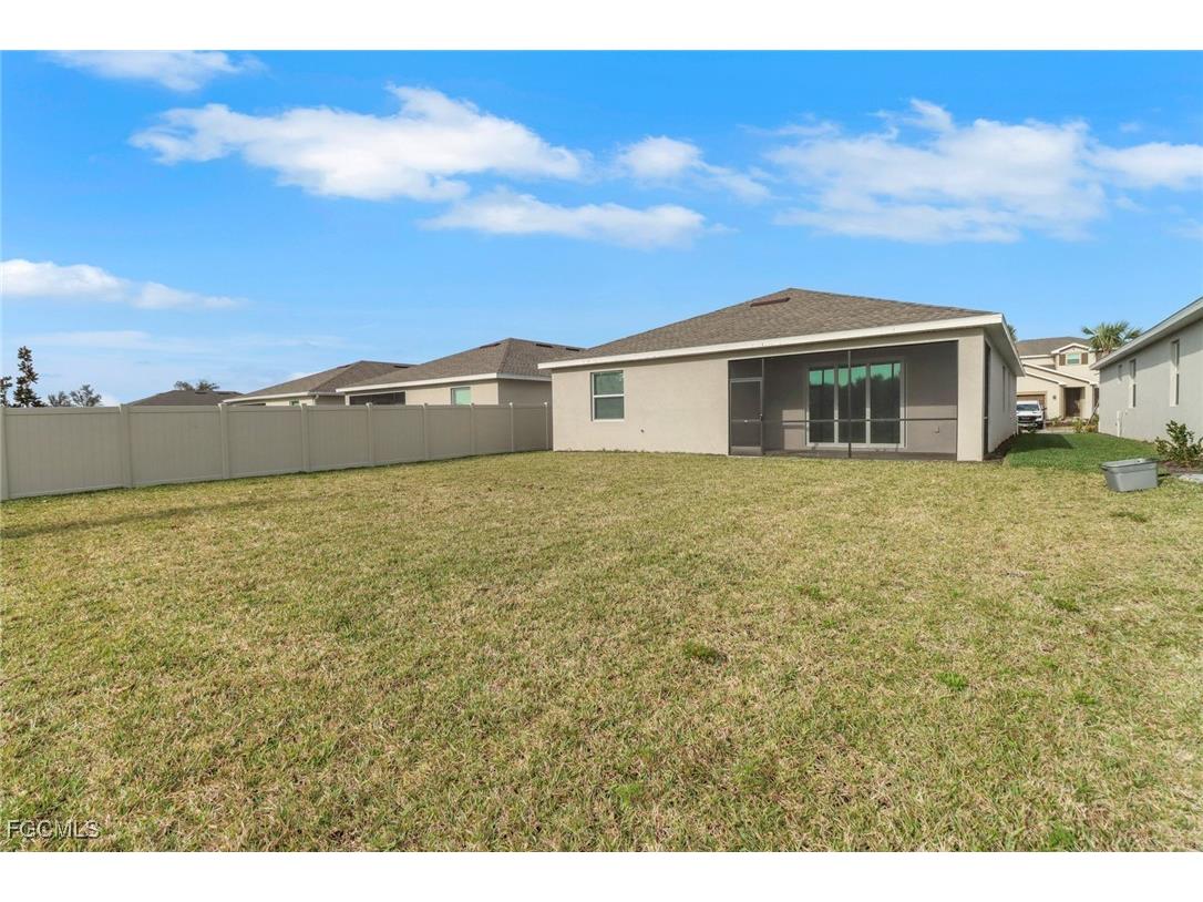 18789 Marlin Kite Lane North Fort Myers FL 33917 2025018842 image21