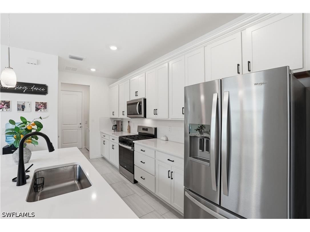 1879 Sierra Court Naples FL 34120 226017529 image7