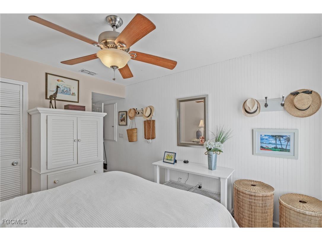 188 Bayview Avenue Fort Myers Beach FL 33931 2025022864 image25