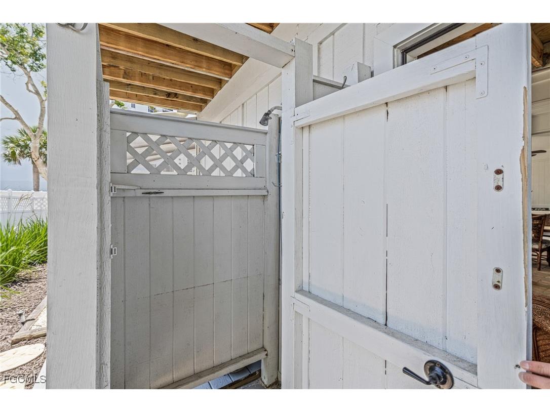 188 Bayview Avenue Fort Myers Beach FL 33931 2025022864 image41