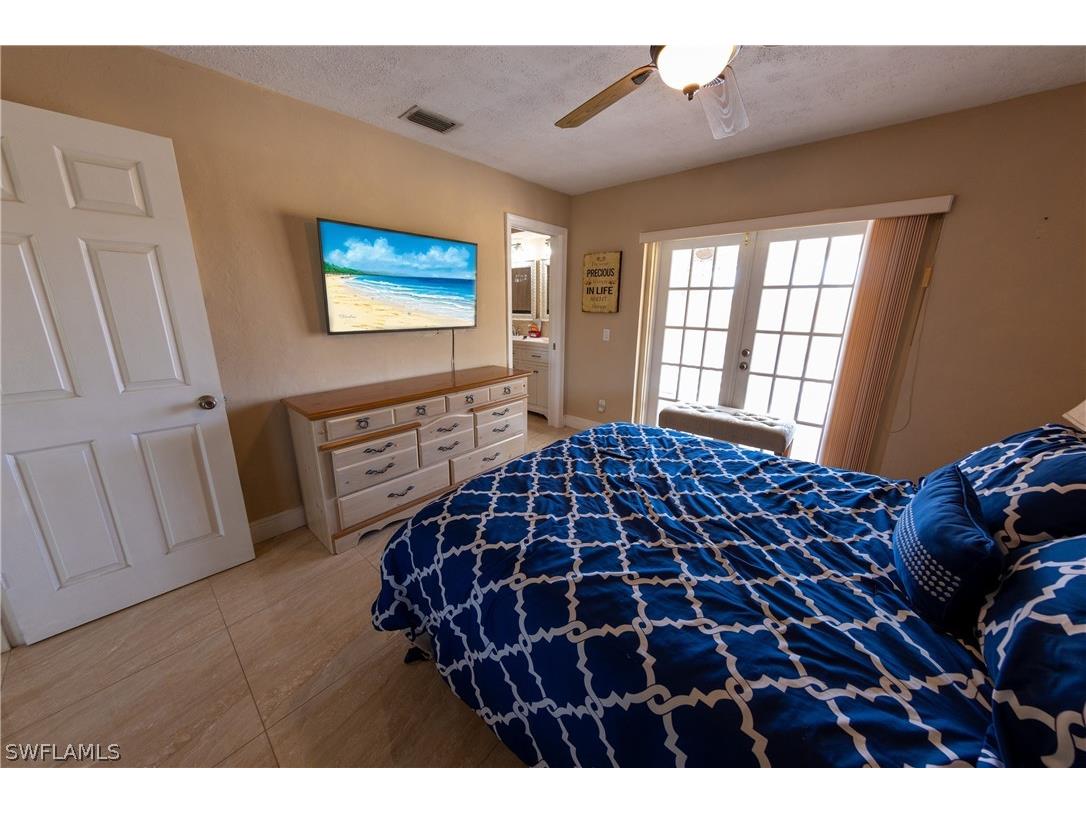 188 Gulfstream Street Marco Island FL 34145 226010410 image10