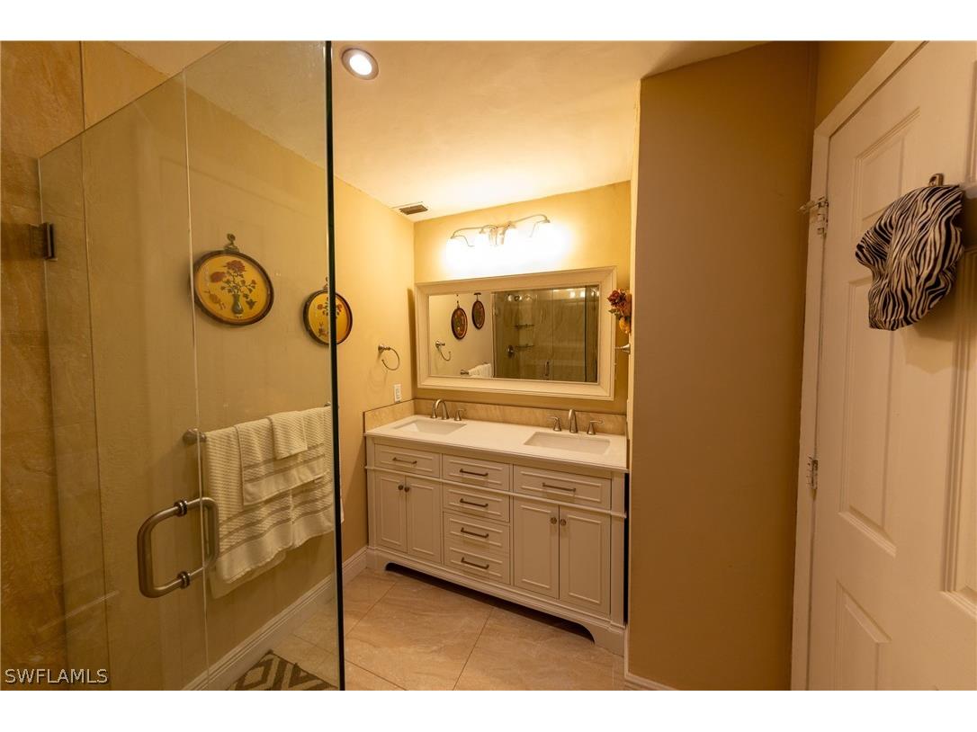 188 Gulfstream Street Marco Island FL 34145 226010410 image16