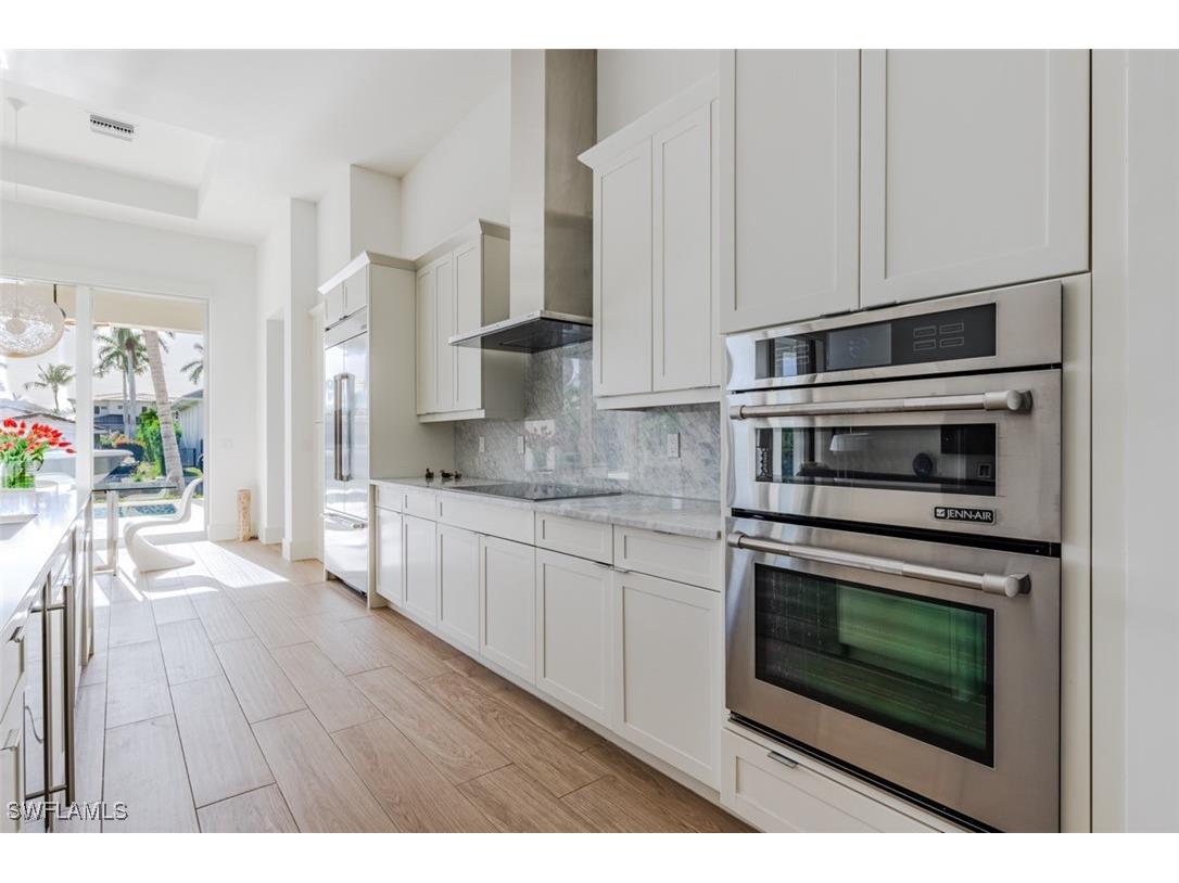 1880 Sandpiper Street Naples FL 34102 225027212 image14