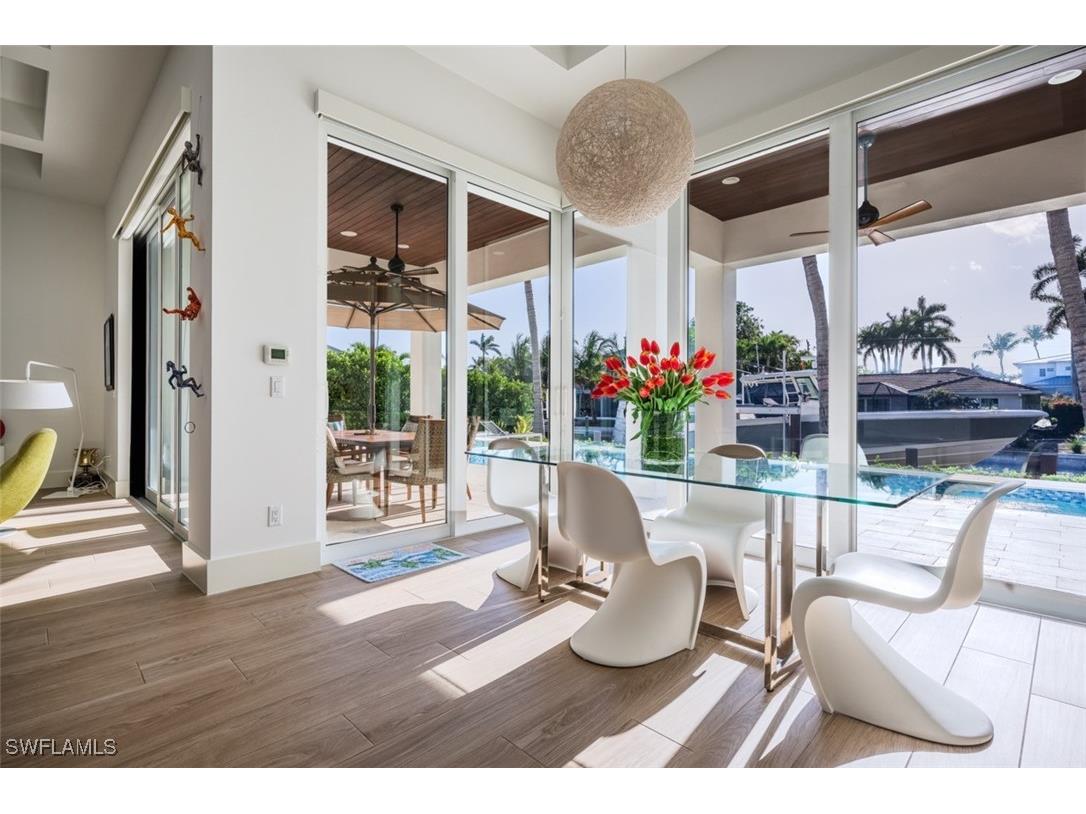 1880 Sandpiper Street Naples FL 34102 225027212 image17