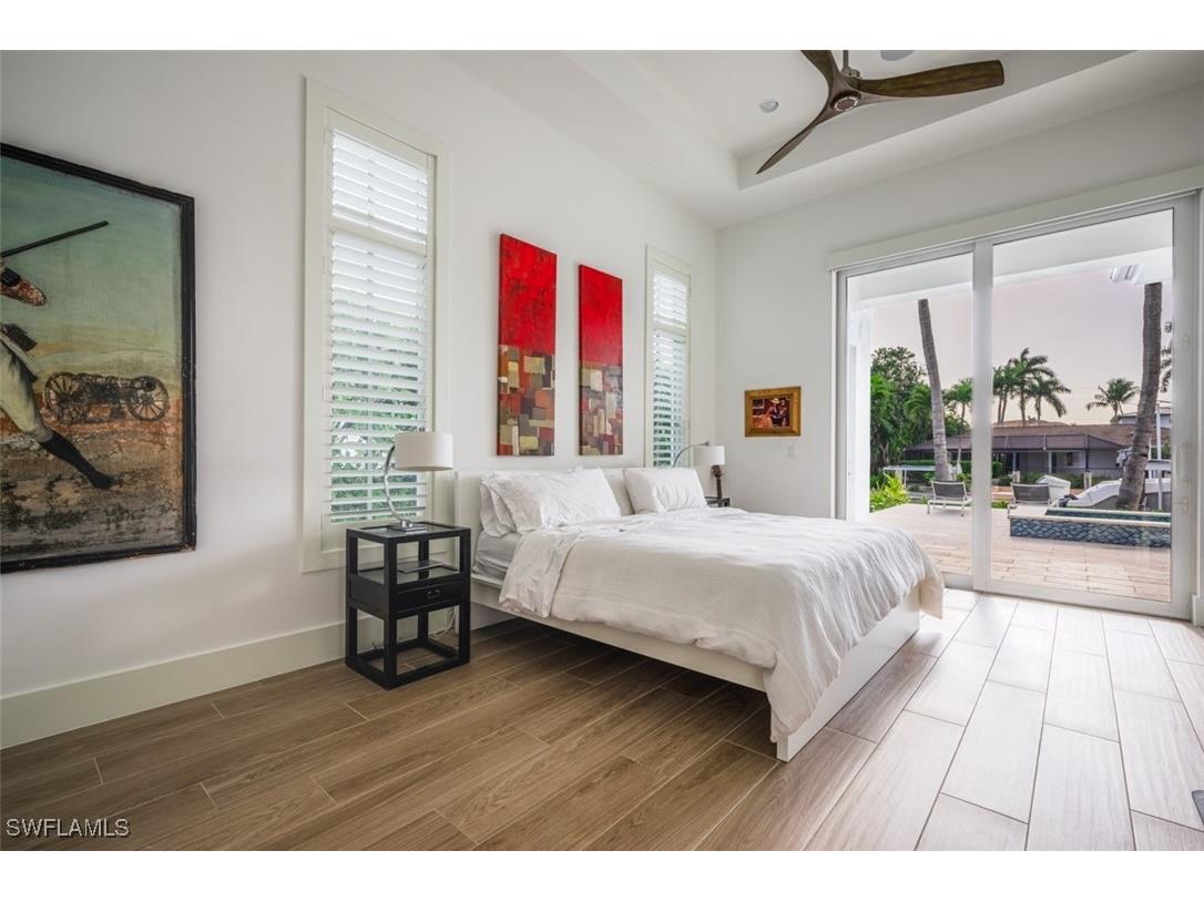 1880 Sandpiper Street Naples FL 34102 225027212 image18