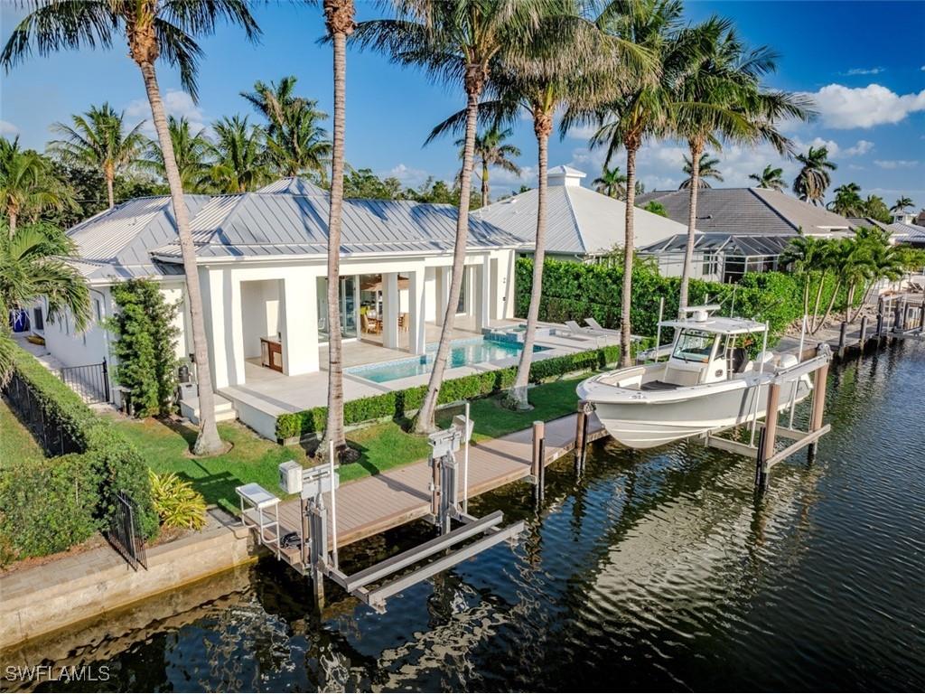 1880 Sandpiper Street Naples FL 34102 225027212 image2