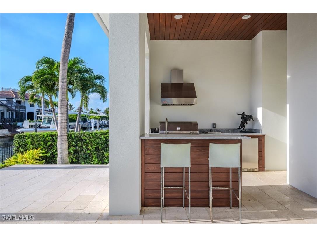 1880 Sandpiper Street Naples FL 34102 225027212 image34