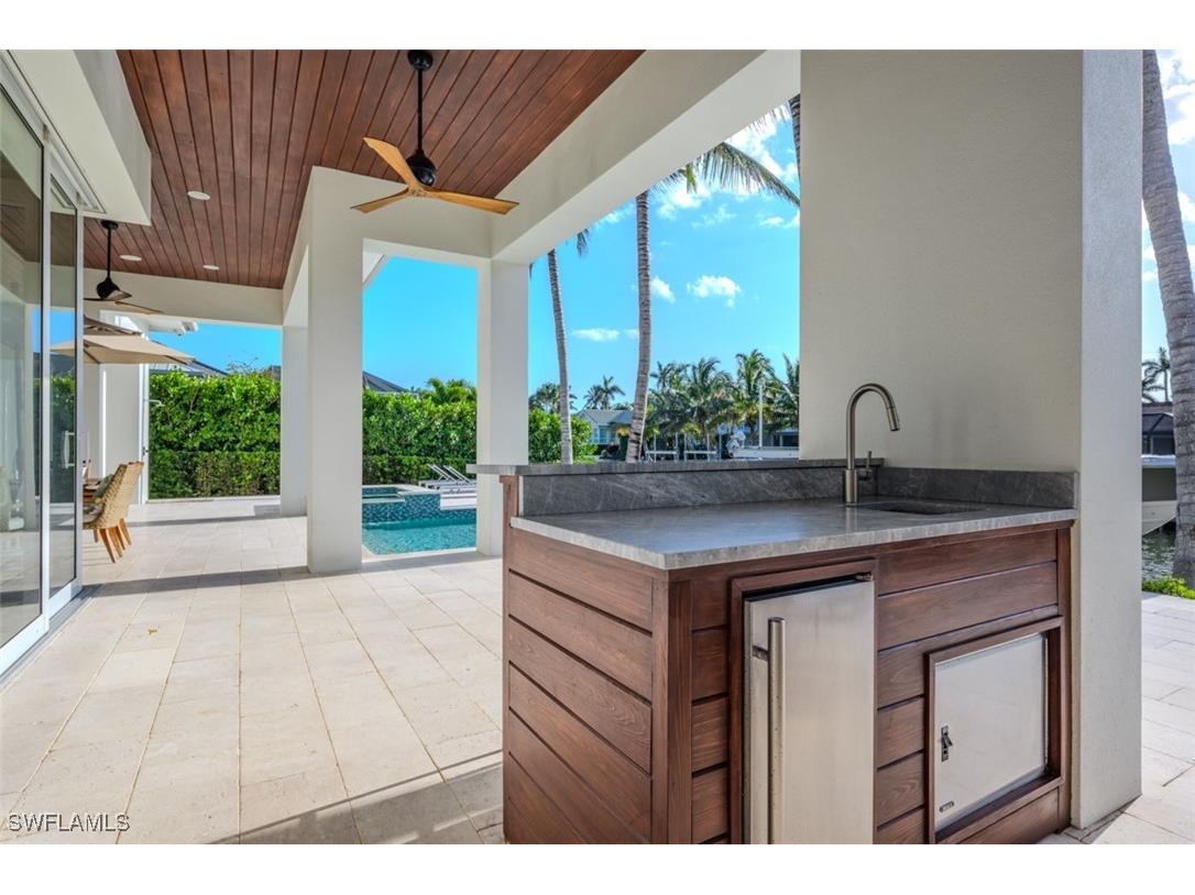 1880 Sandpiper Street Naples FL 34102 225027212 image36