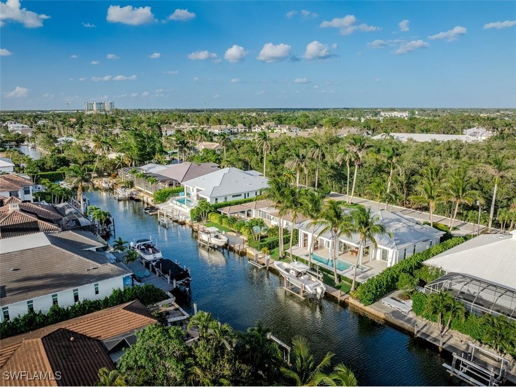 1880 Sandpiper Street Naples FL 34102 225027212 image40