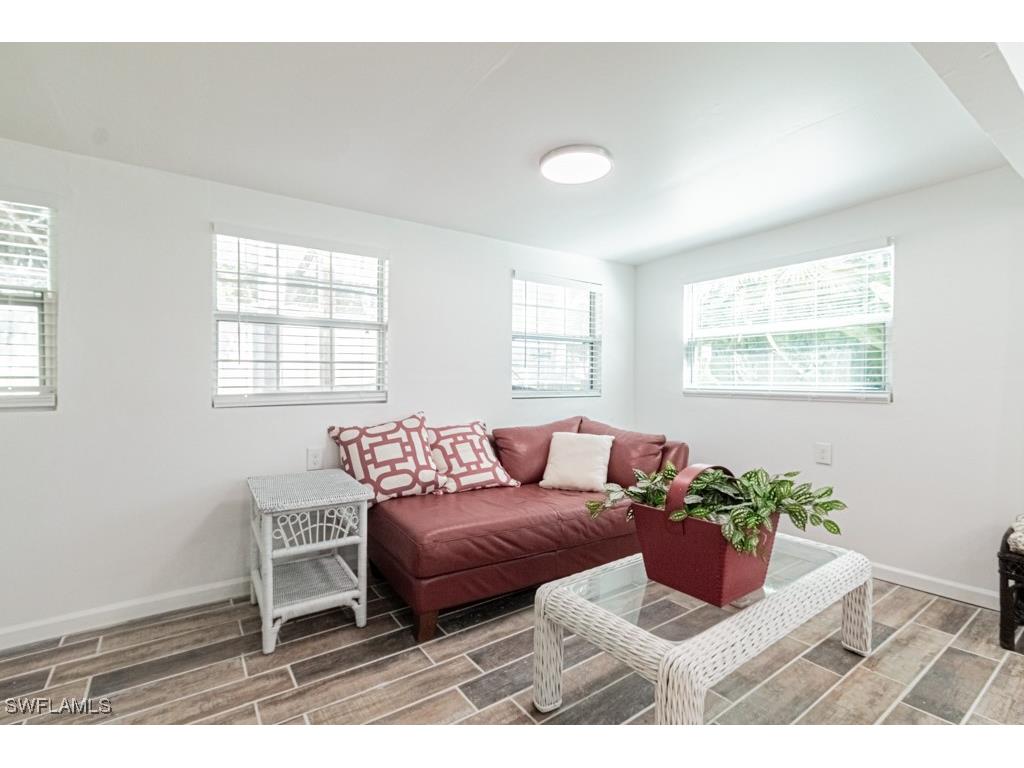 1881 Danford Street Naples FL 34112 225078183 image10