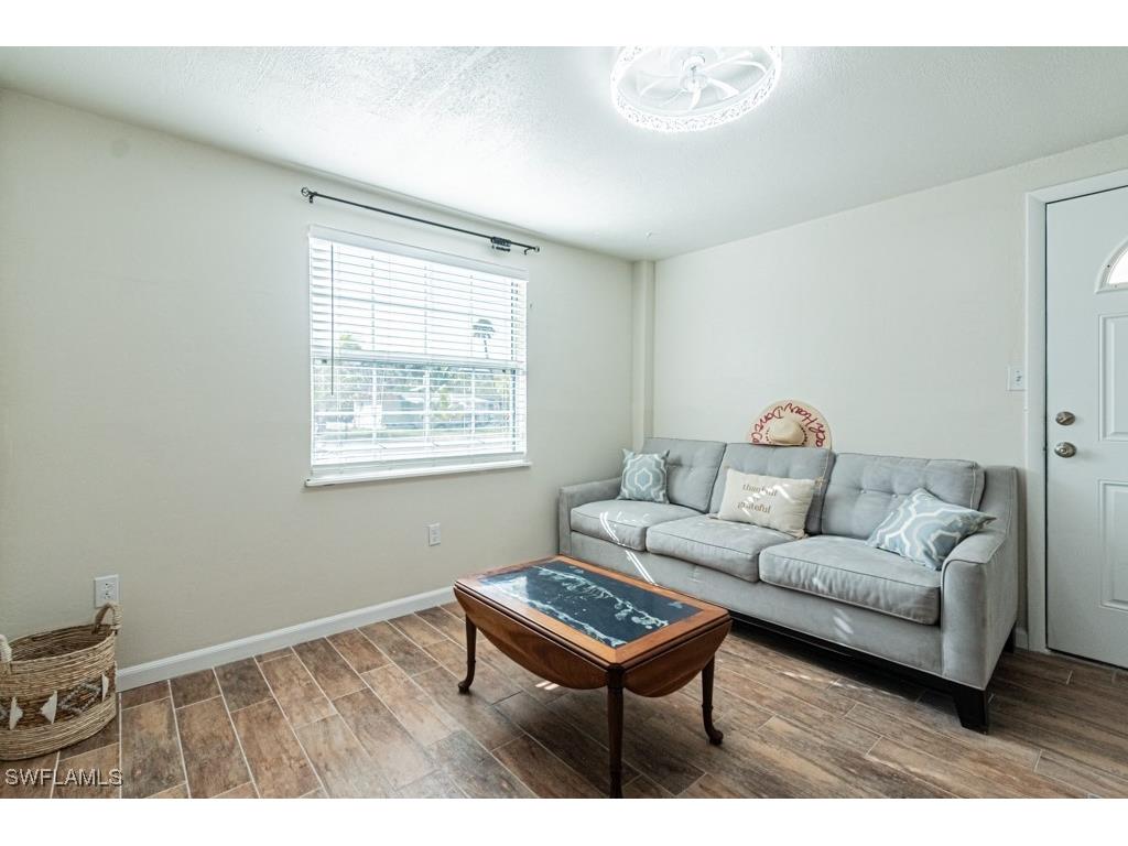 1881 Danford Street Naples FL 34112 225078183 image11