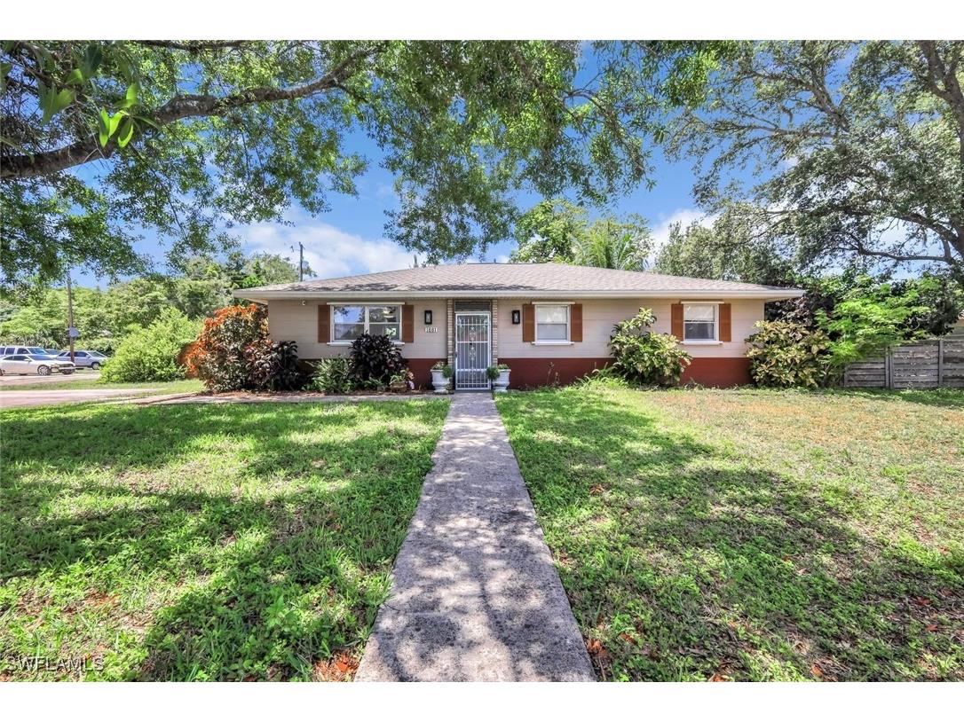 1881 N Evalena Lane North Fort Myers FL 33917 225046603 image1