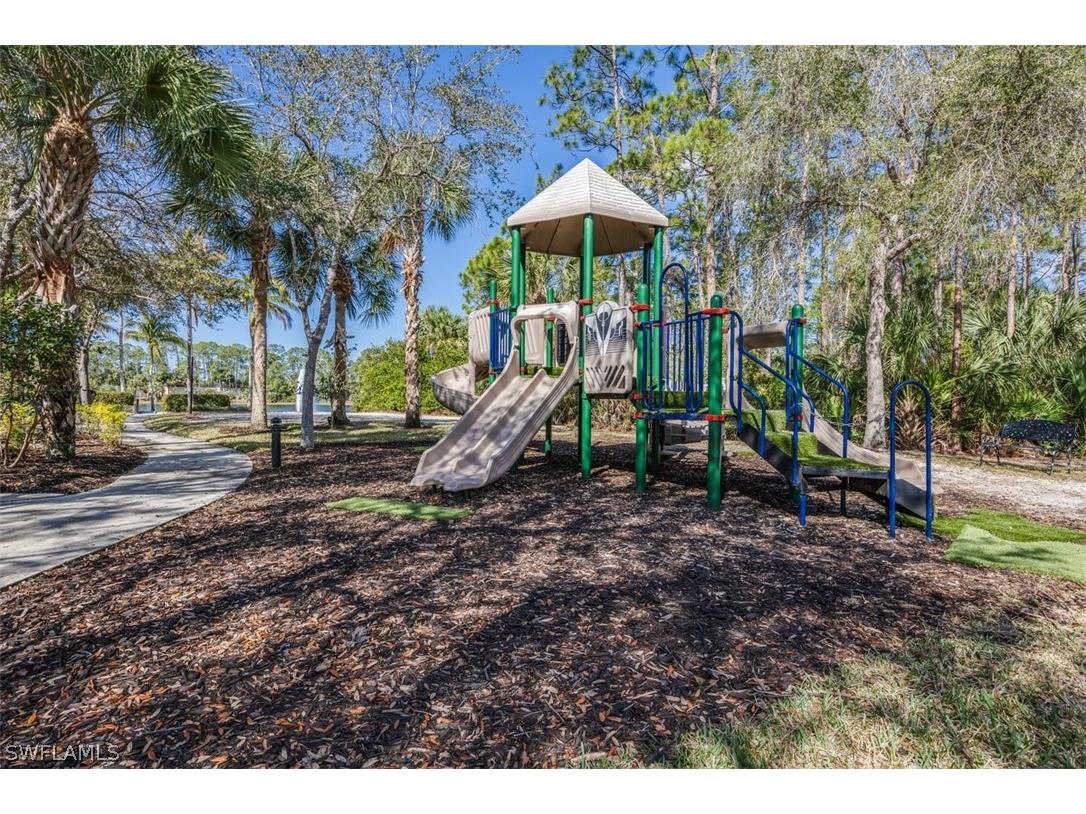 1882 Tarpon Bay Drive S #104 Naples FL 34119 226009106 image34
