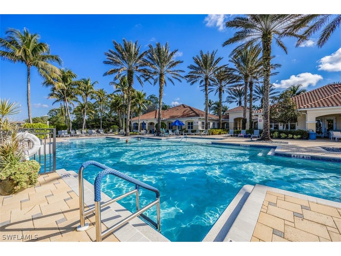 1882 Tarpon Bay Drive S #104 Naples FL 34119 226009106 image5