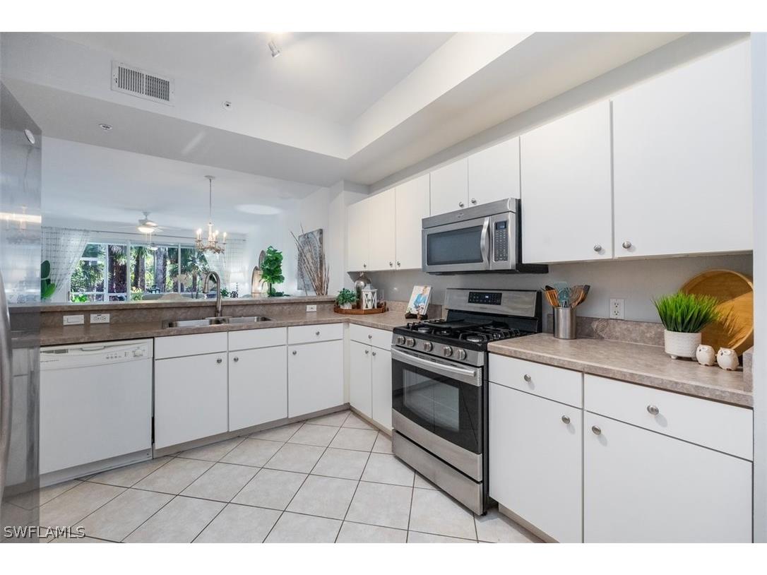 1882 Tarpon Bay Drive S #104 Naples FL 34119 226009106 image9
