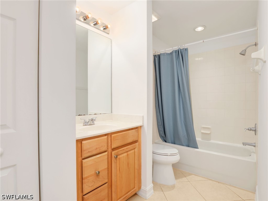 1882 Tarpon Bay Drive S #2 Naples FL 34119 226019670 image22