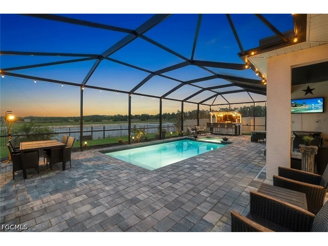 18821 Shimmer Dawn Court North Fort Myers FL 33917 2026020488 image1