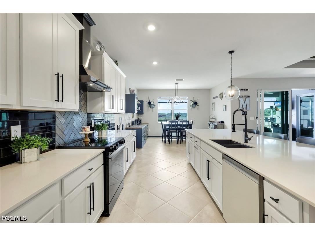 18821 Shimmer Dawn Court North Fort Myers FL 33917 2026020488 image21