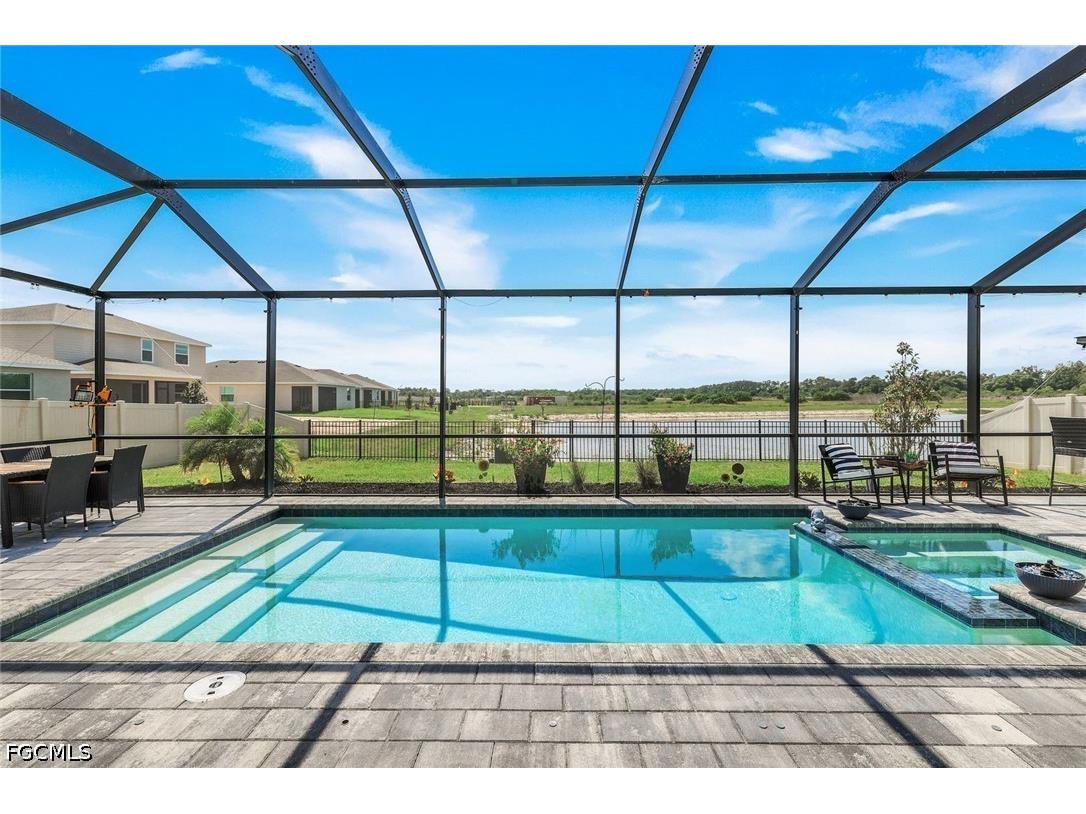 18821 Shimmer Dawn Court North Fort Myers FL 33917 2026020488 image3