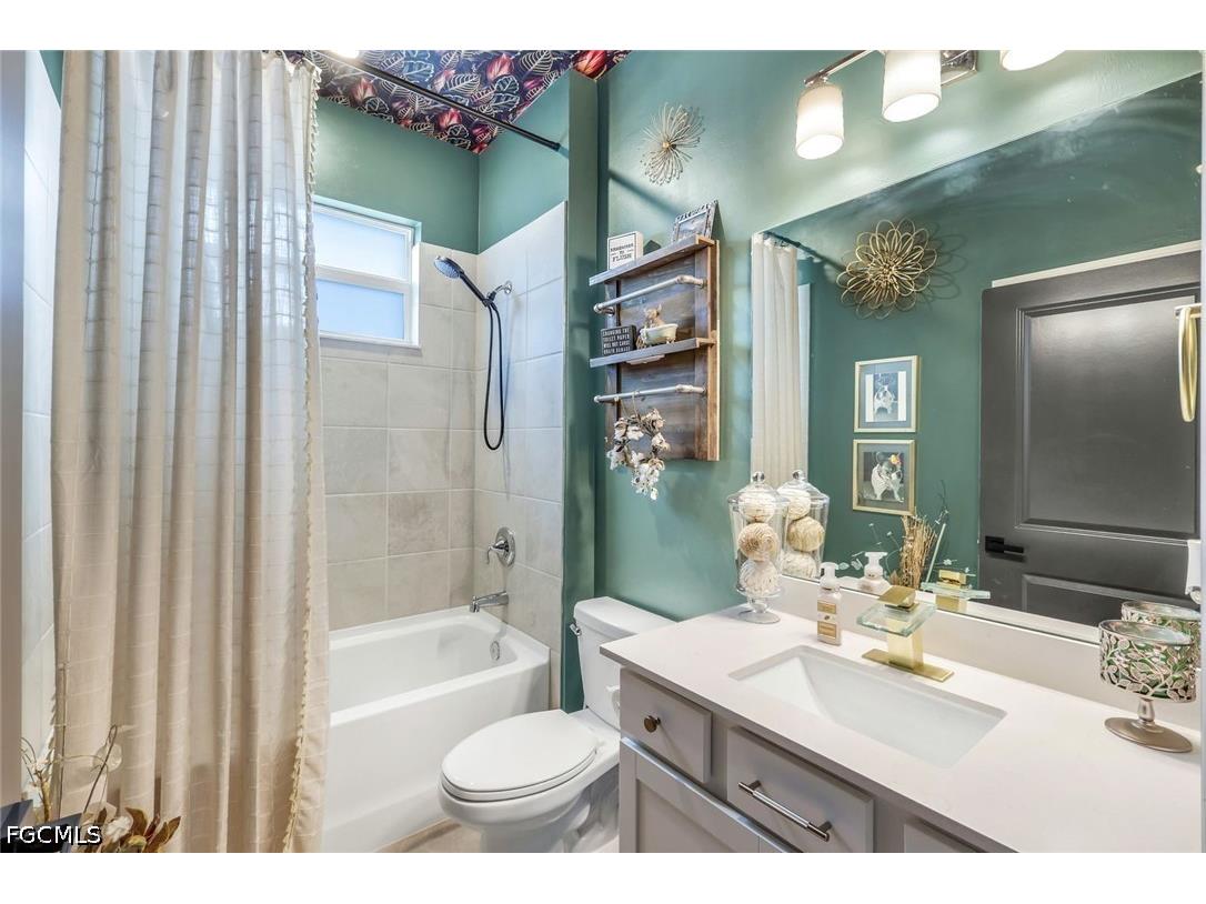 18821 Shimmer Dawn Court North Fort Myers FL 33917 2026020488 image30