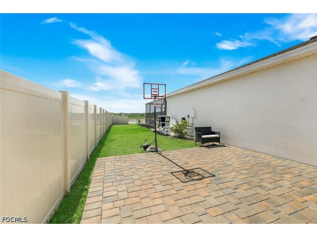18821 Shimmer Dawn Court North Fort Myers FL 33917 2026020488 image41