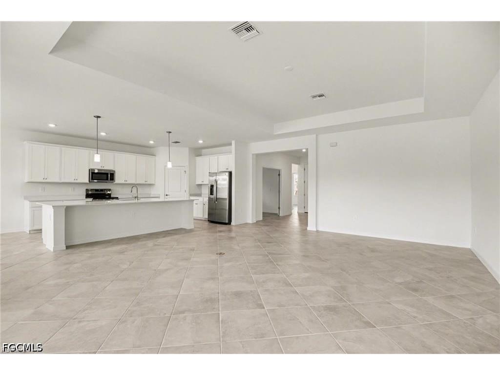 18850 River Burst Court North Fort Myers FL 33917 2026019887 image3